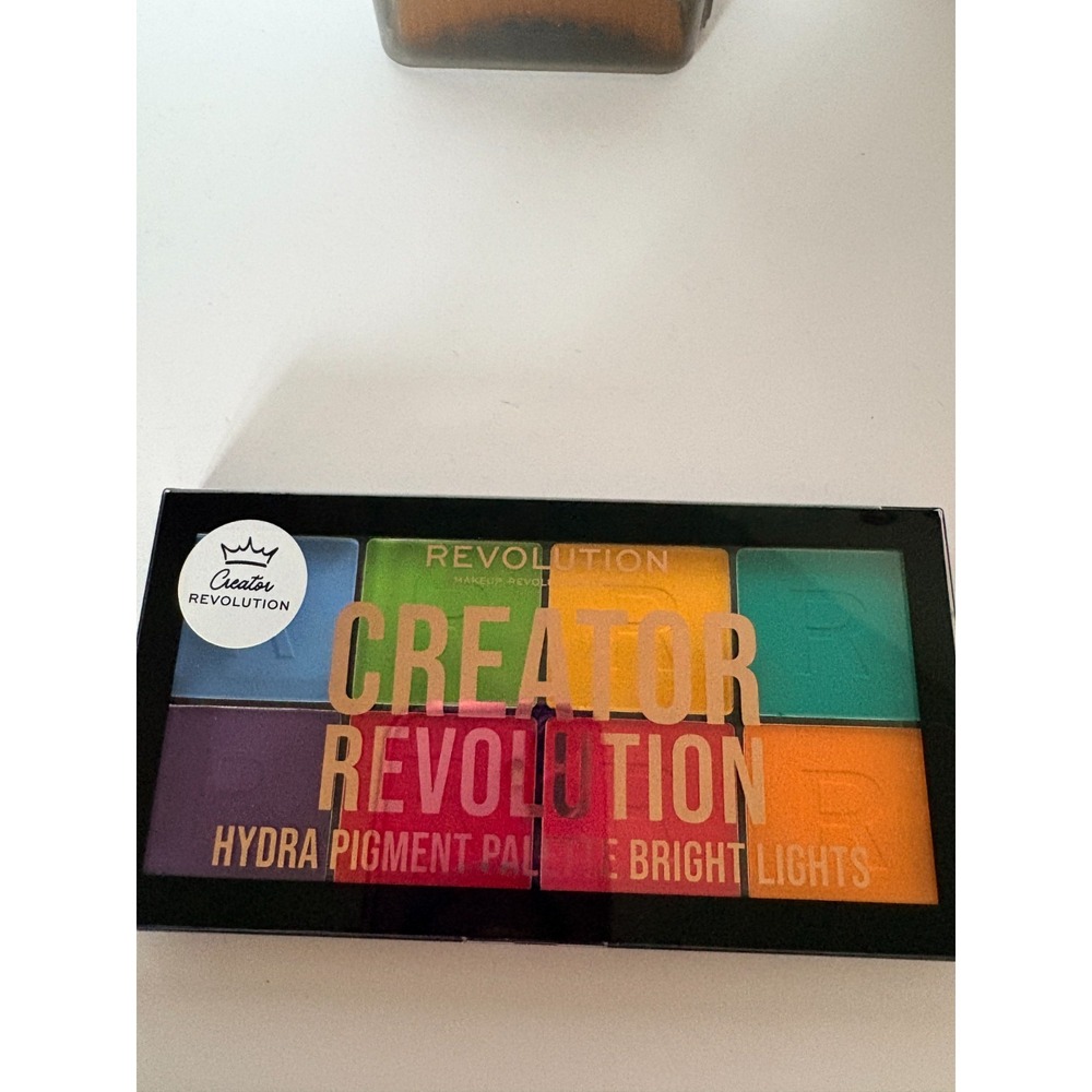 Revolution Creator Revolution Hydra Pigment Palette Bright Lights New Sealed